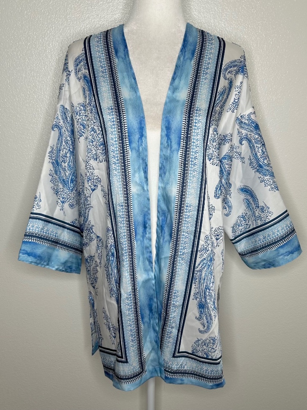 Chicos Womens White & Blue Satin Paisley Print Open Front Kimono Cardigan S/M